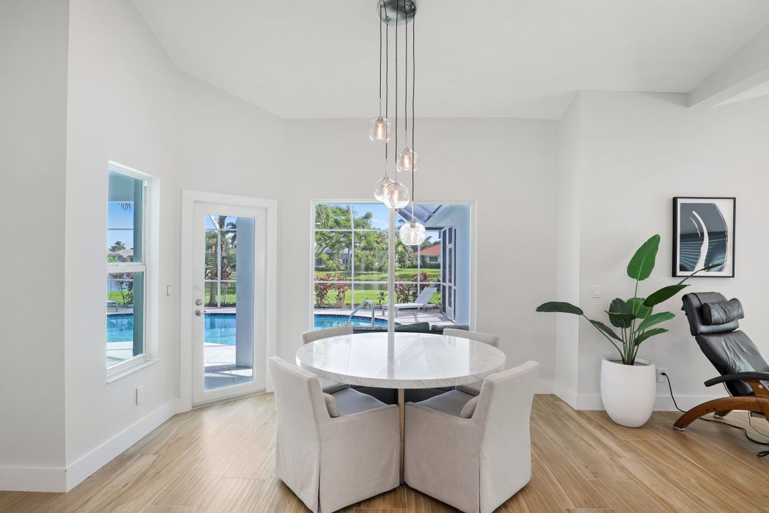 11102 Phoenix Way, Naples, FL 34119