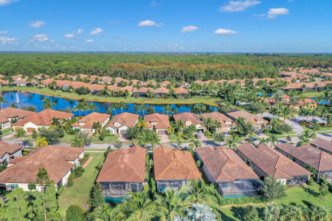 9021 Isla Bella Cir, Bonita Springs, FL 34135