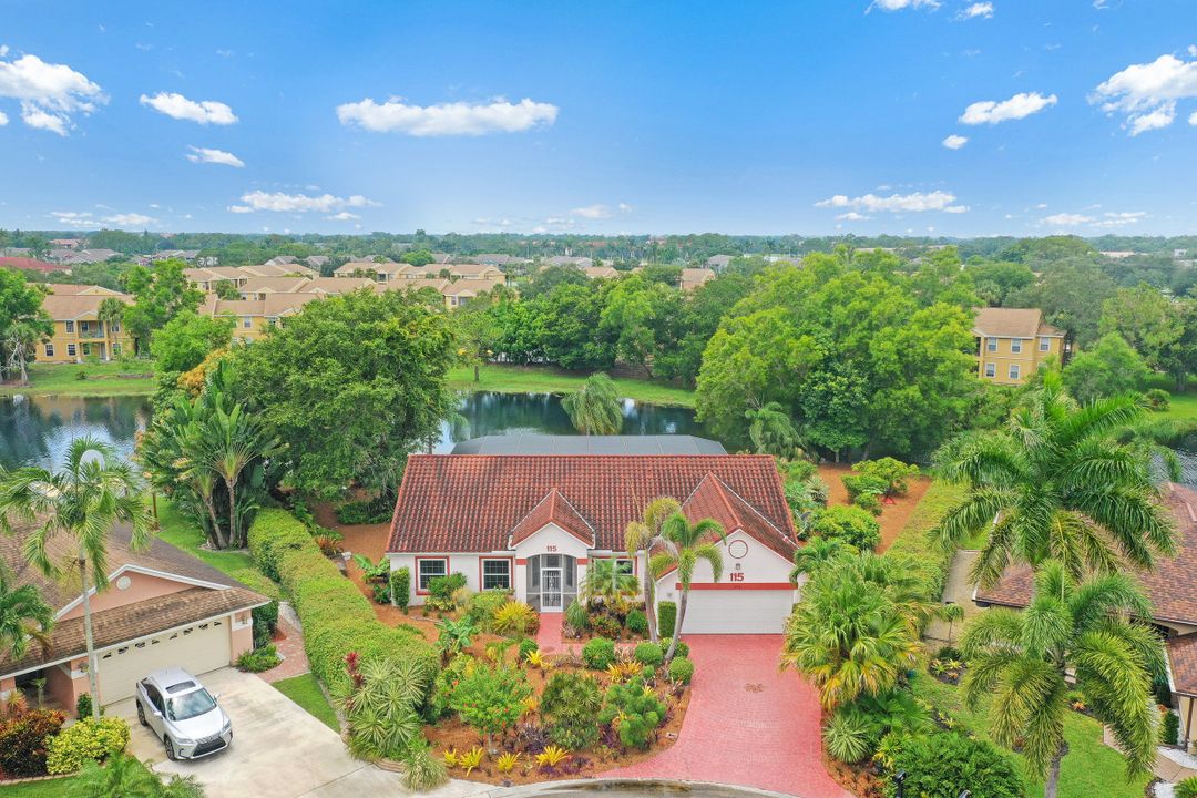 115 Plantation Cir, Naples, FL 34104