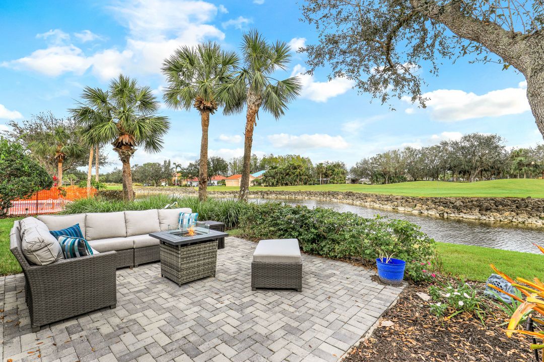 10967 Callaway Greens Ct, Fort Myers, FL 33913