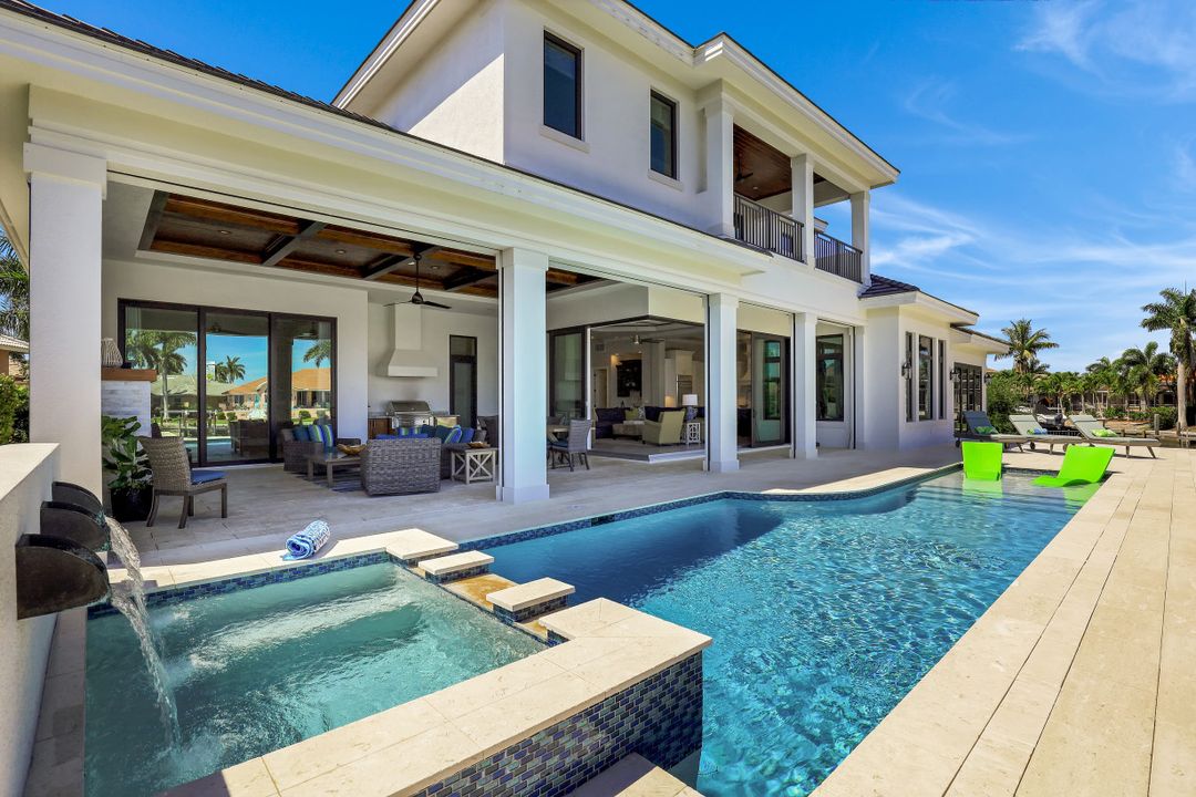 961 Snowberry Ct, Marco Island, FL 34145