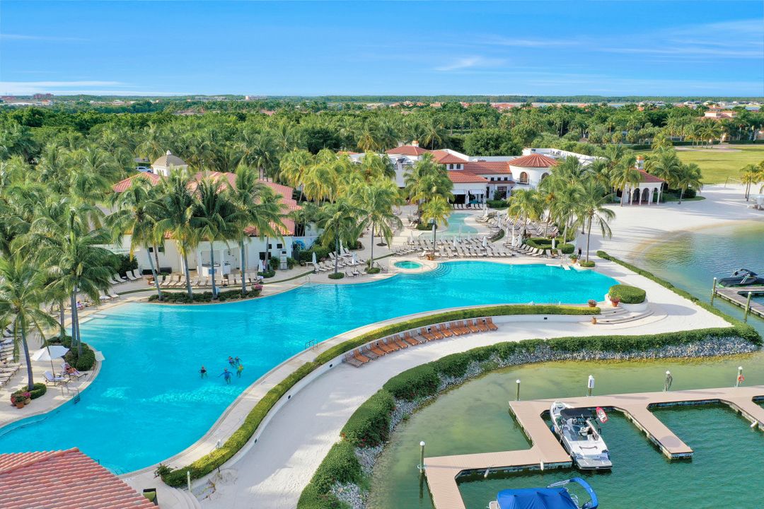 10560 Marino Ct #104, Miromar Lakes, FL 33913