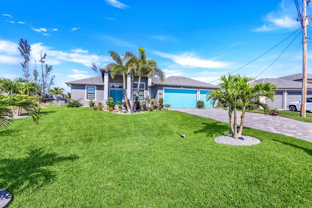 1833 SW 11th Terrace, Cape Coral, FL 33991