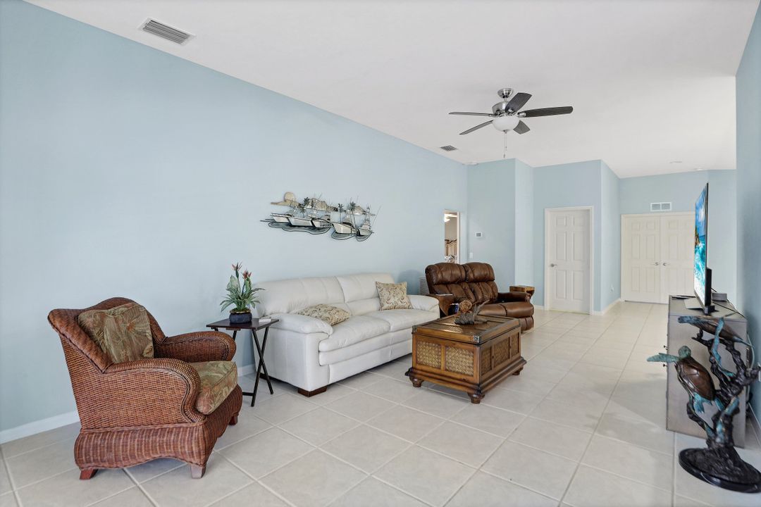 2503 Belleville Ct, Cape Coral, FL 33991