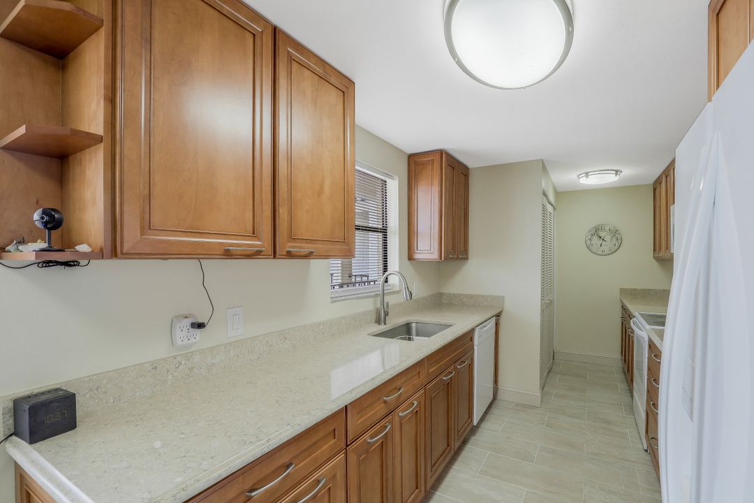 838 W Elkcam Cir #308, Marco Island, FL 34145