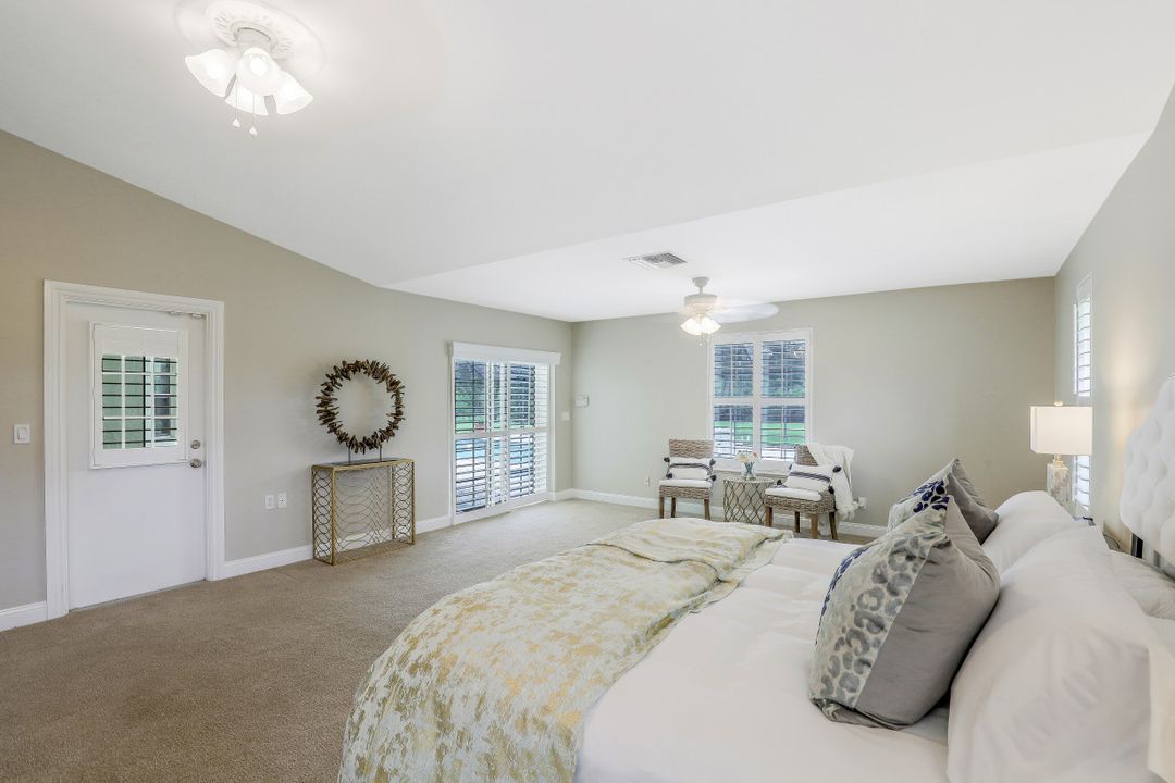 762 Hickory Rd, Naples, FL 34108