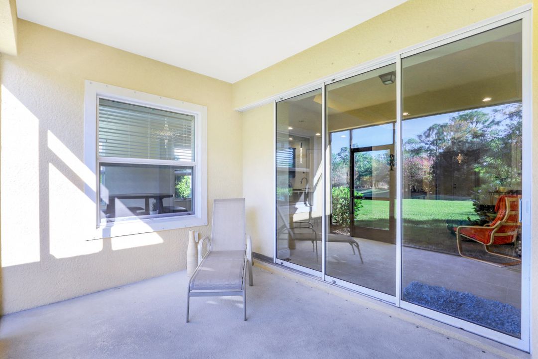 3771 Canopy Cir, Naples, FL 34120