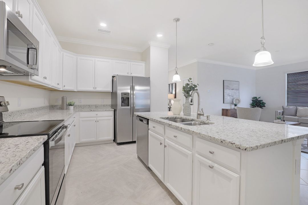 12040 Arbor Trace Dr, Fort Myers, FL 33913