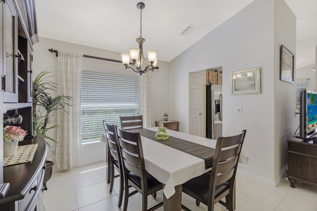 2604 Astwood Ct, Cape Coral, FL 33991