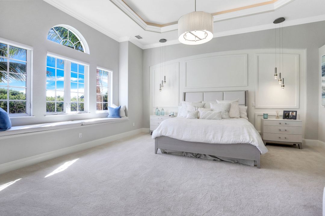 10740 Mirasol Dr #203, Miromar Lakes, FL 33913