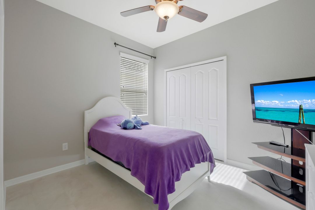 11435 Icarus Cir, Lehigh Acres, FL 33971