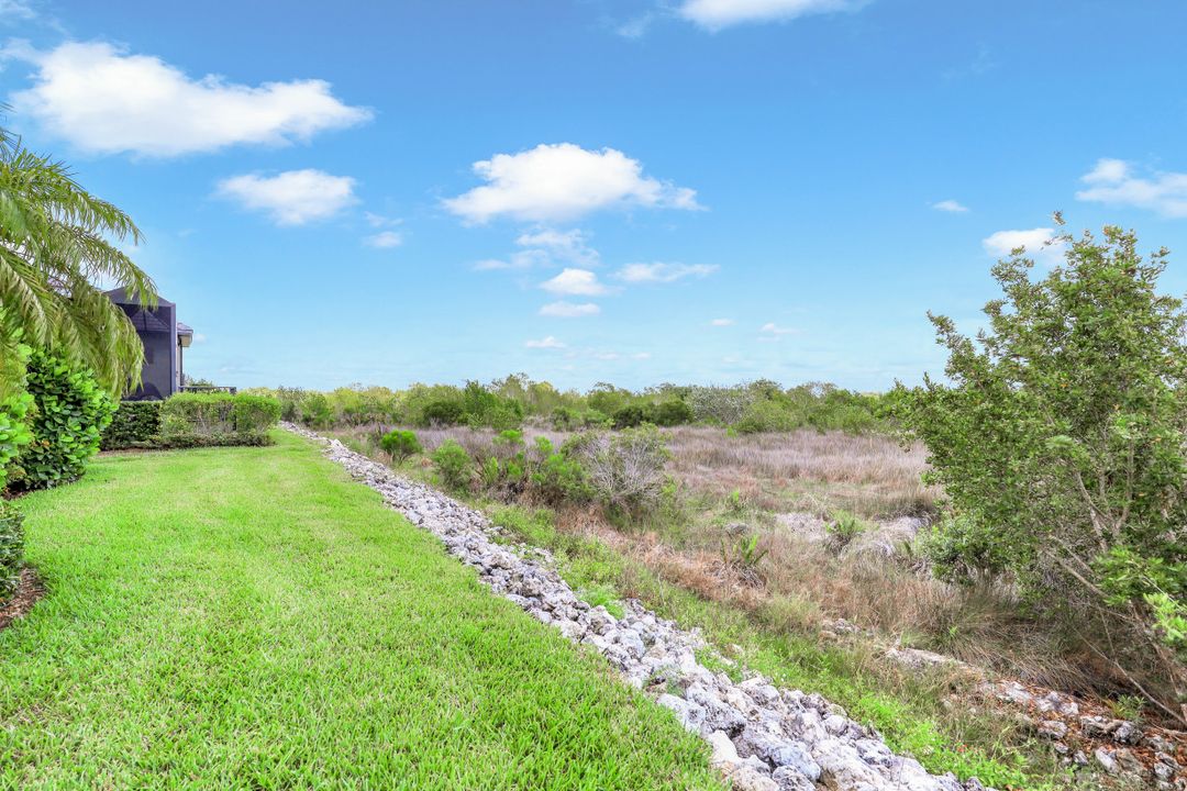 8560 Big Mangrove Dr, Fort Myers, FL 33908