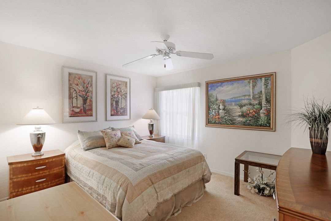 680 Woodshire Ln #H 4, Naples, FL 34105