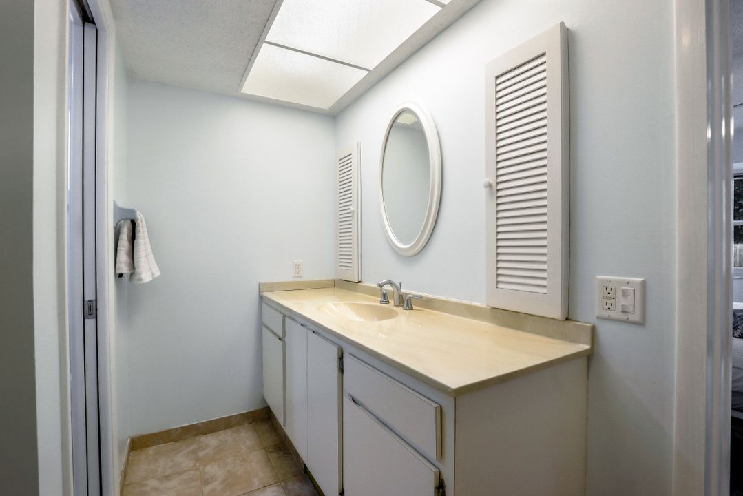 1698 S Flossmoor Rd, Fort Myers, FL 33919