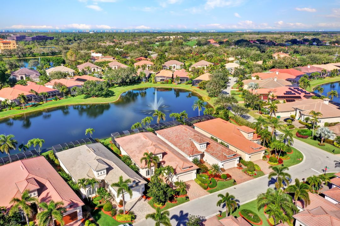 6000 Hammock Isles Cir, Naples, FL 34119