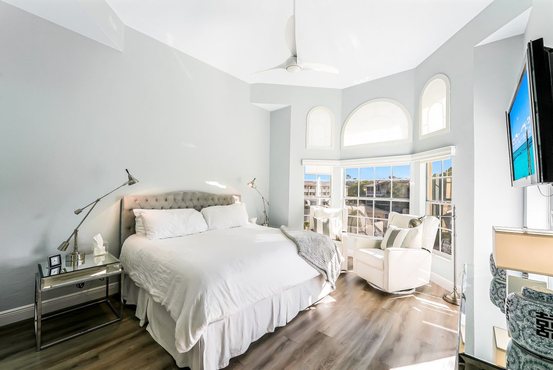 6030 Chardonnay Ln #303, Naples, FL 34119