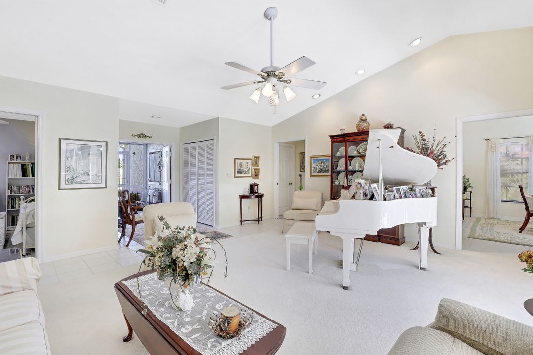 27527 Baretta Dr, Bonita Springs, FL 34135