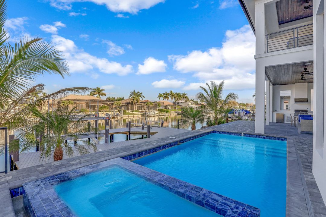 765 Pelican Ct, Marco Island, FL 34145