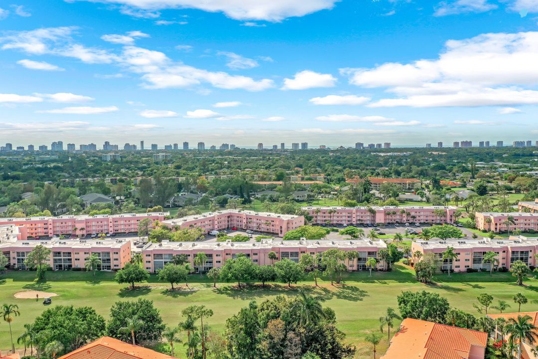 200 Turtle Lake Ct #303, Naples, FL 34105