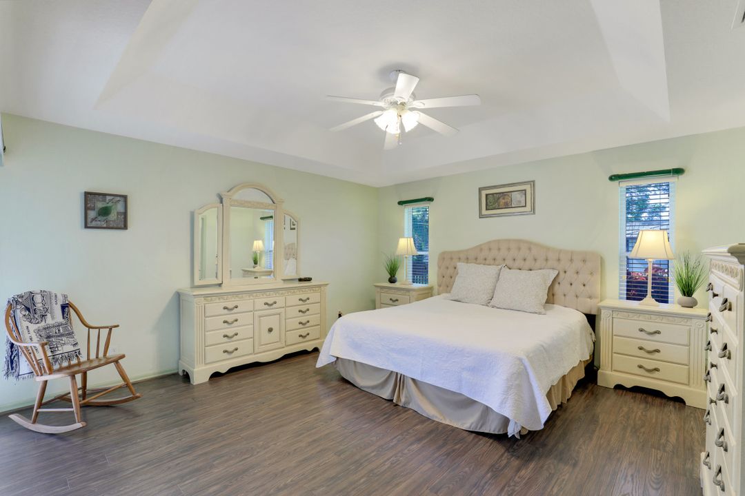 1403 SW 4th Ave, Cape Coral, FL 33991