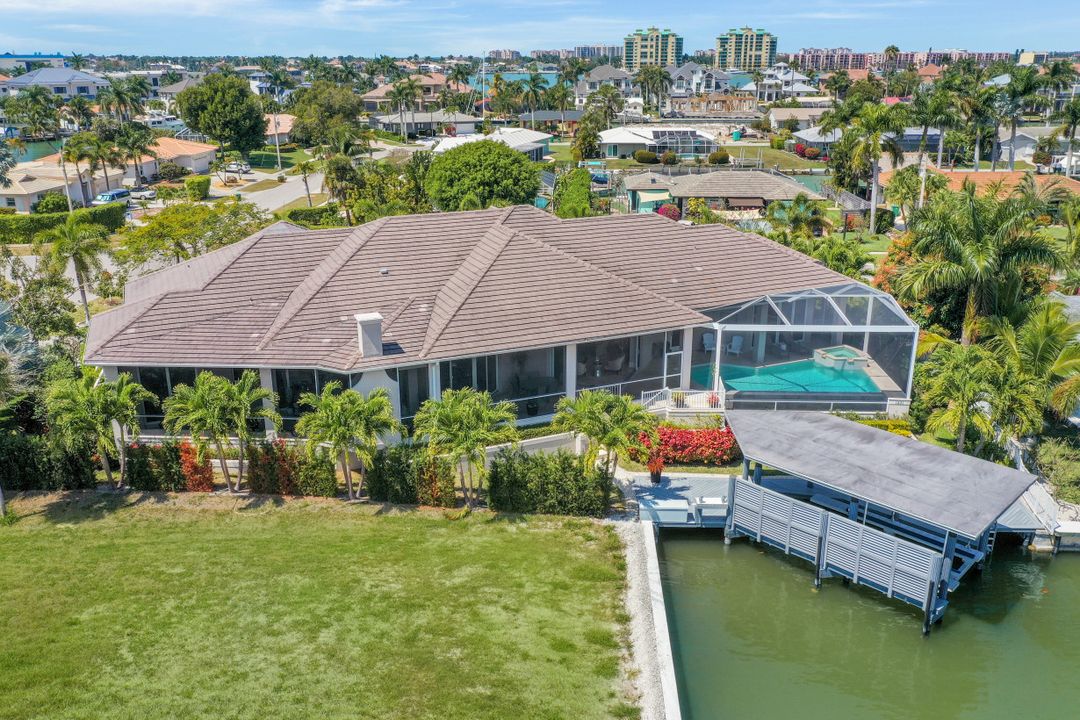 1231 Laurel Ct, Marco Island, FL 34145