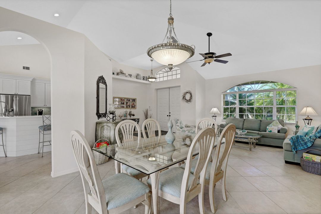 835 Saturn Ct, Marco Island, FL 34145