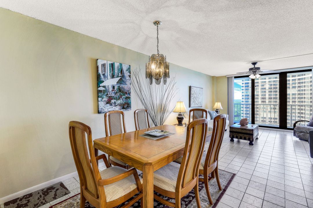 320 Seaview Ct #1210, Marco Island, FL 34145