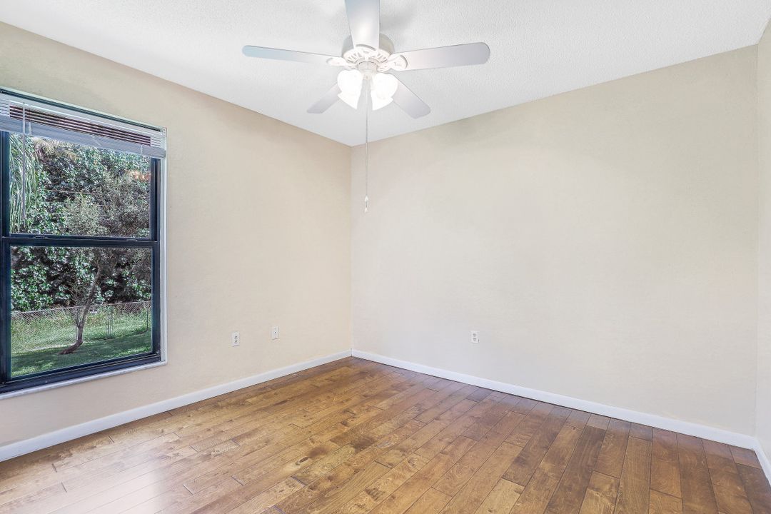 8815 Somerset Blvd, Fort Myers, FL 33919