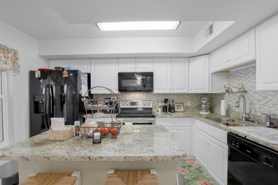 67 Marco Villas E #L-2, Marco Island, FL 34145