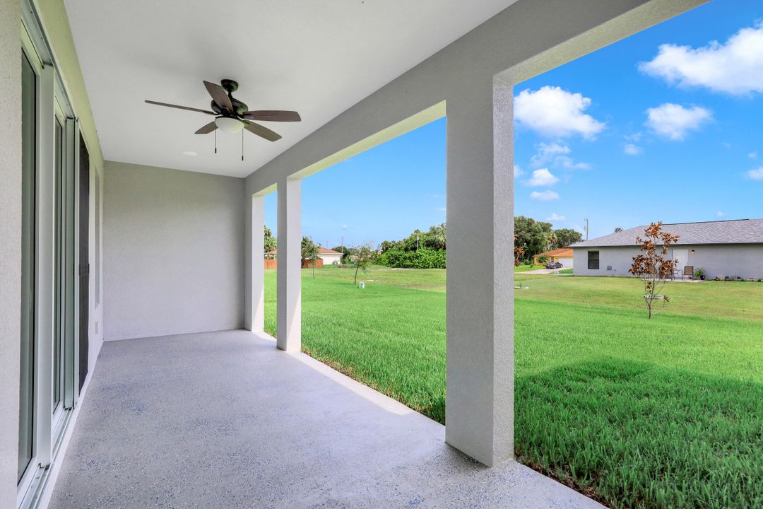 1340 S Gator Cir, Cape Coral, FL 33909