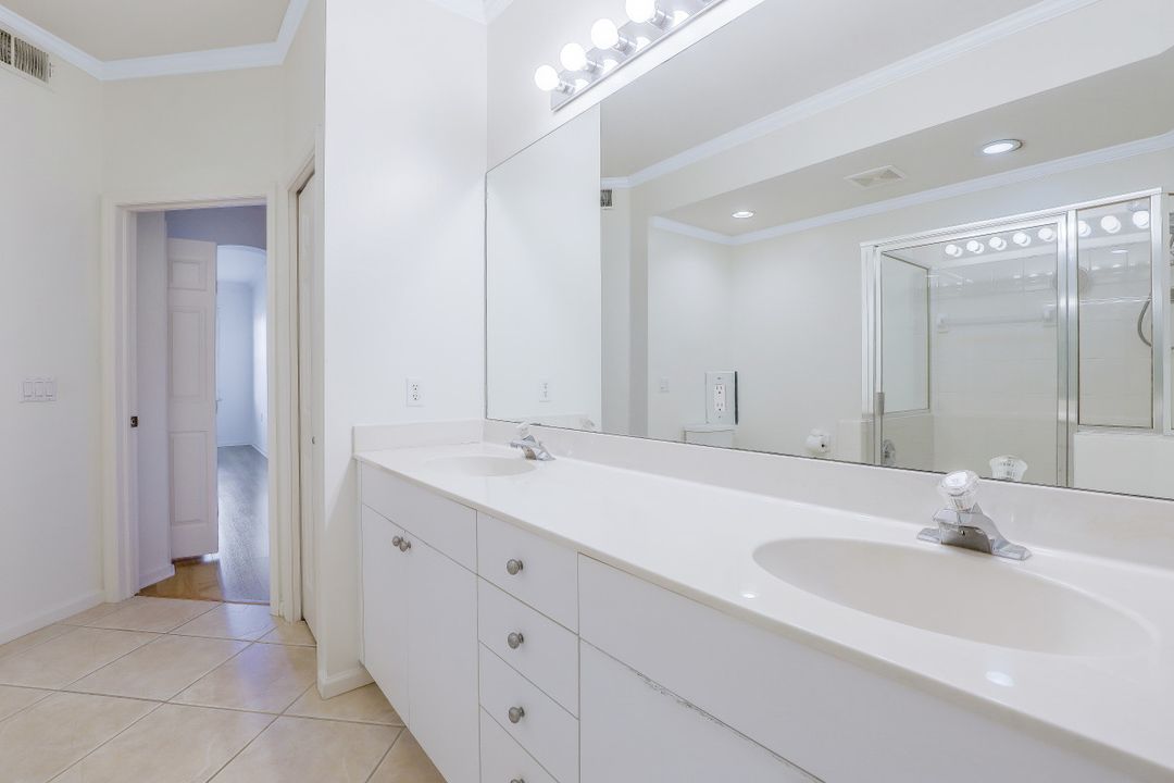 7122 Blue Juniper Ct #101, Naples, FL 34109