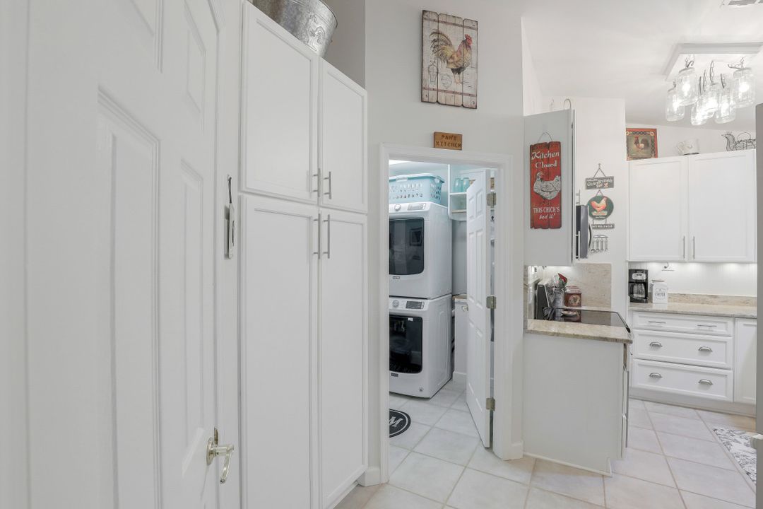 27150 Richview Ct, Bonita Springs, FL 34135