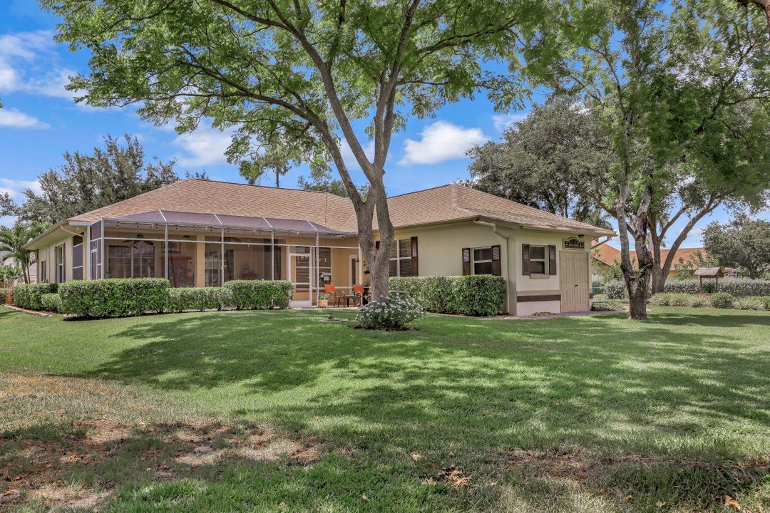 6705 Highland Pines Cir, Fort Myers, FL 33966