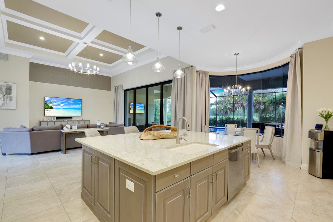 9539 Via Lago Way, Fort Myers, FL 33912