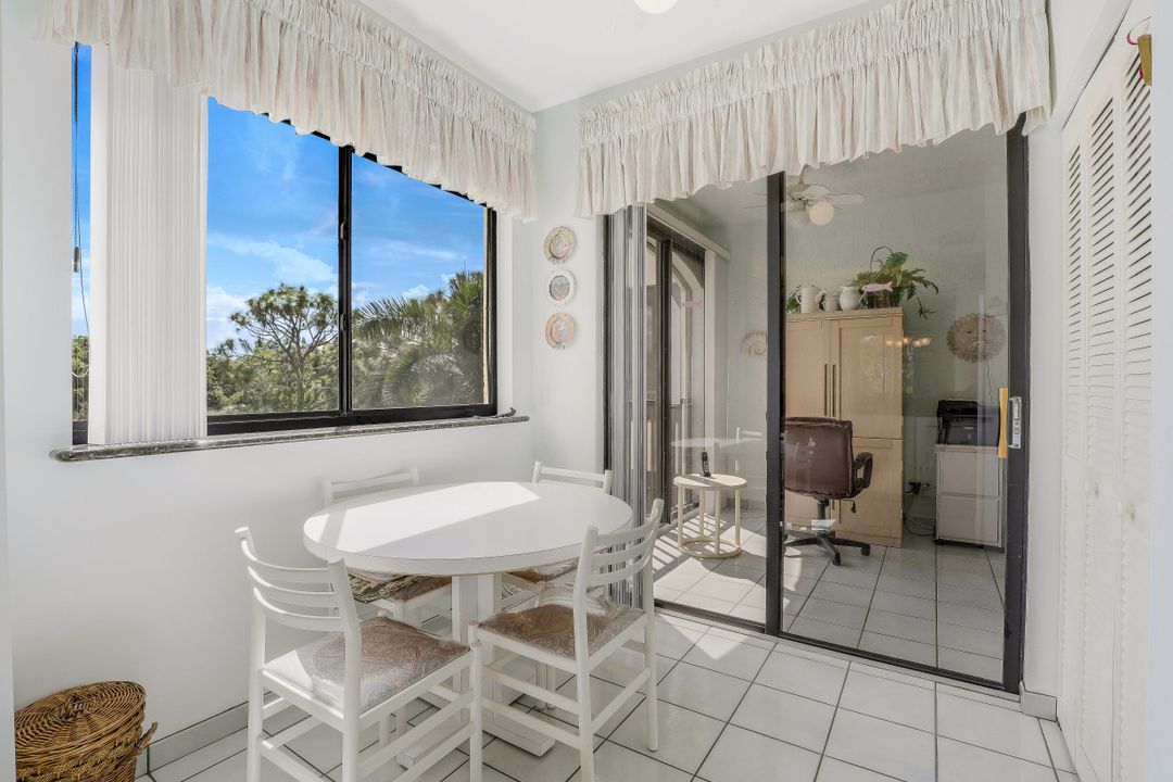 6500 Valen Way #402, Naples, FL 34108