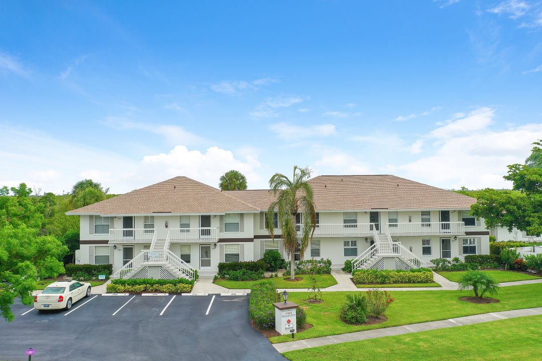 1365 Mainsail Dr #1605, Naples, FL 34114