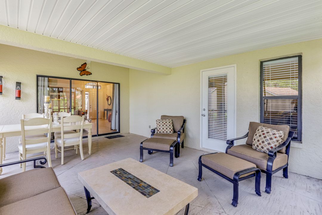 12807 Maiden Cane Ln, Bonita Springs, FL 34135