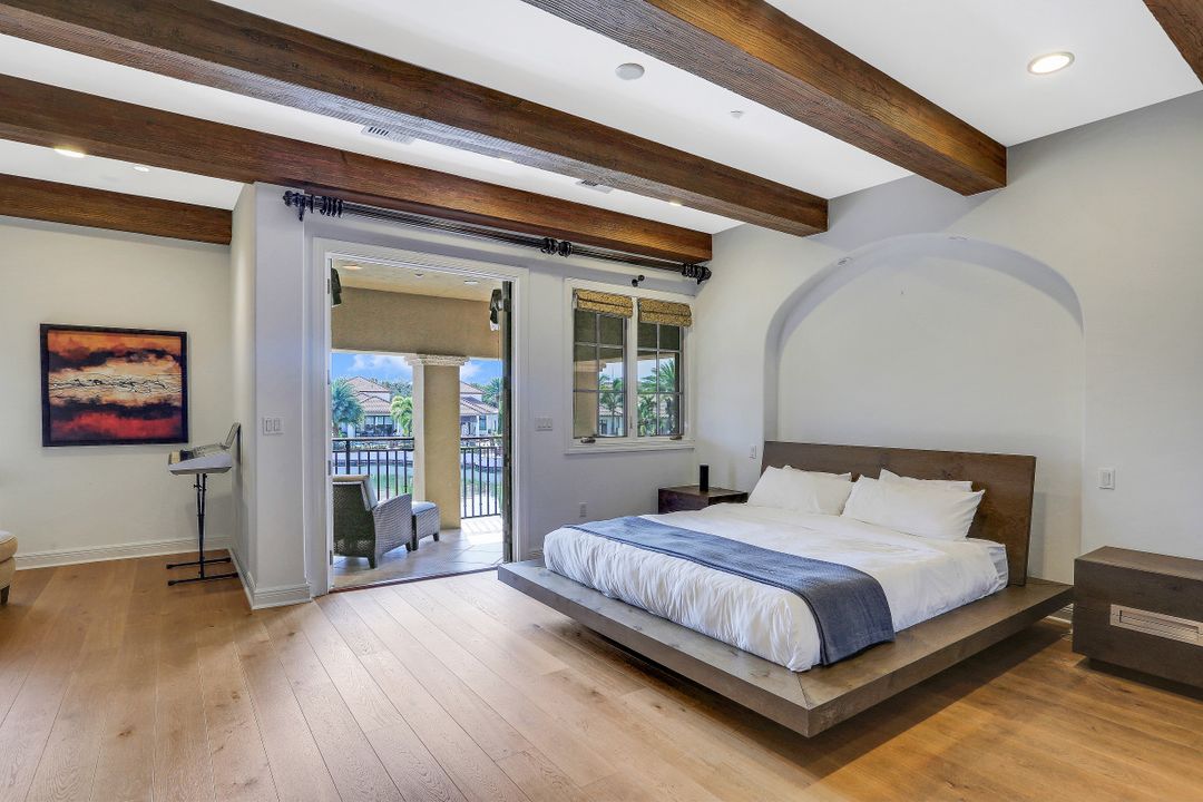 16649 Toscana Cir #806, Naples, FL 34110