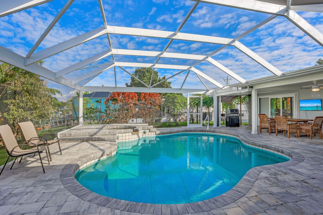 1847 Everest Pkwy, Cape Coral, FL 33904