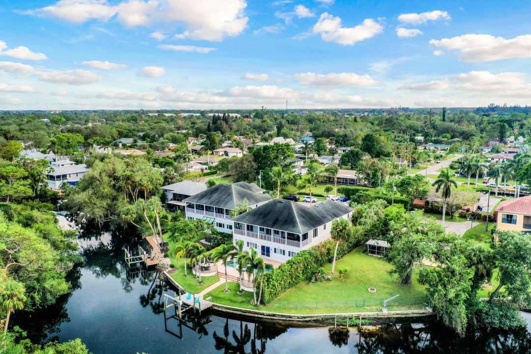 10211 River Dr, Bonita Springs, FL 34135