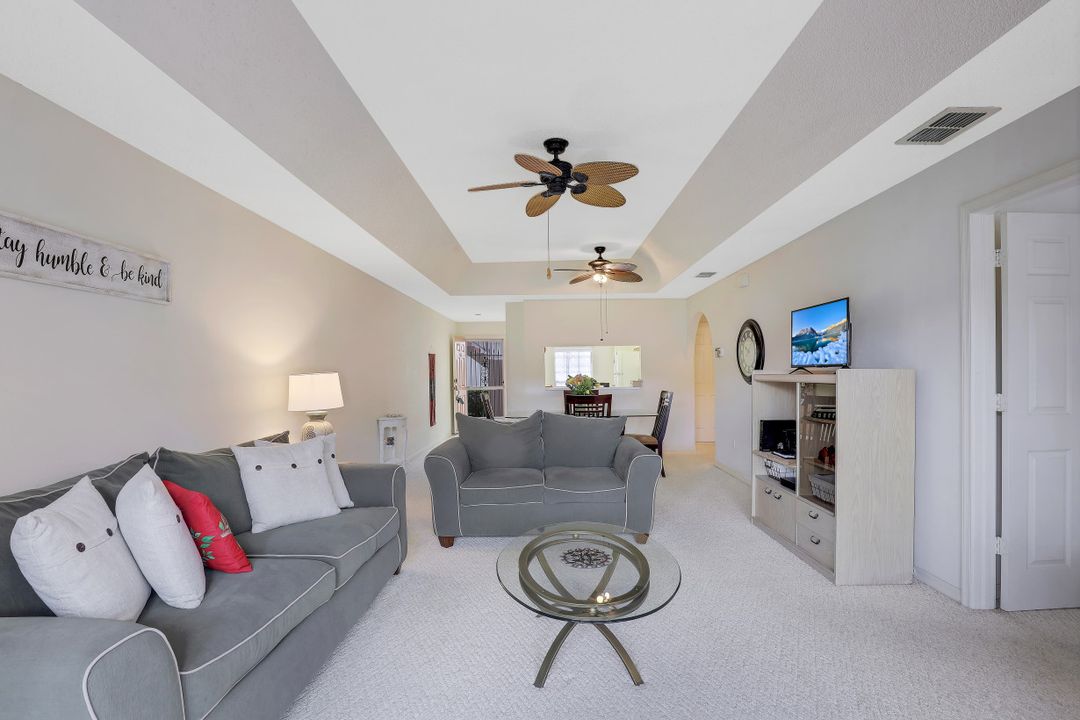 595 Mardel Dr #403, Naples, FL 34104