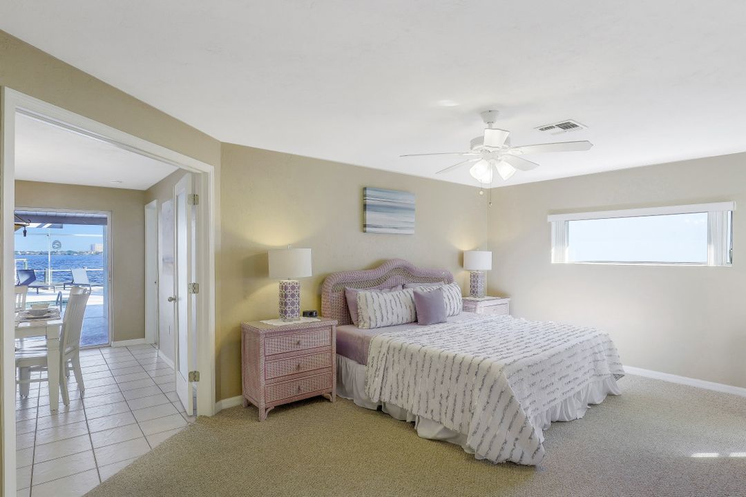 5261 Nautilus Dr, Cape Coral, FL 33904