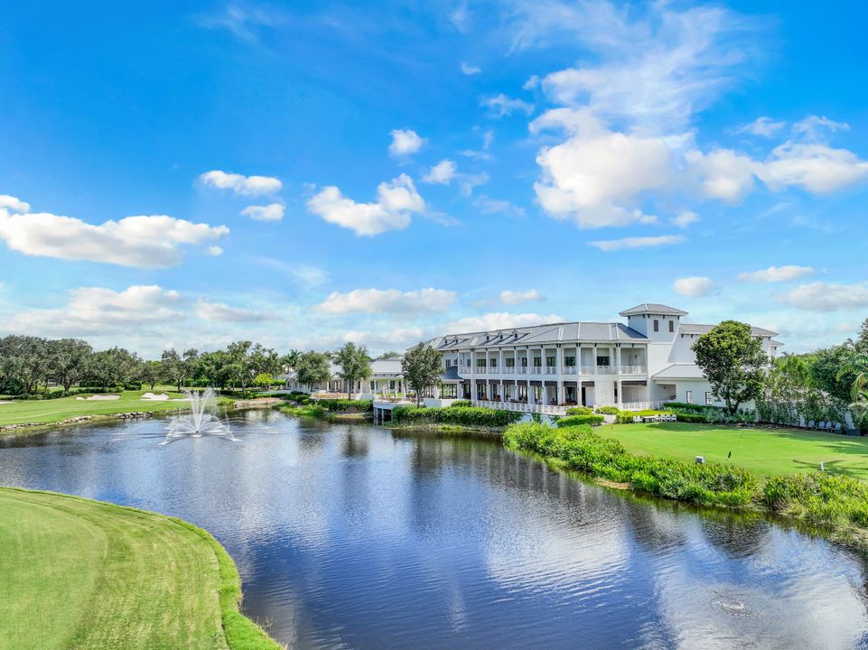 5850 Pelican Bay Blvd, Naples, FL 34108