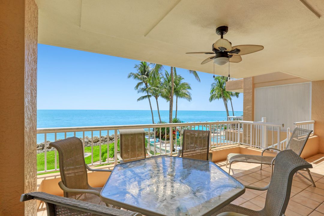 990 Cape Marco Dr #102, Marco Island, FL 34145