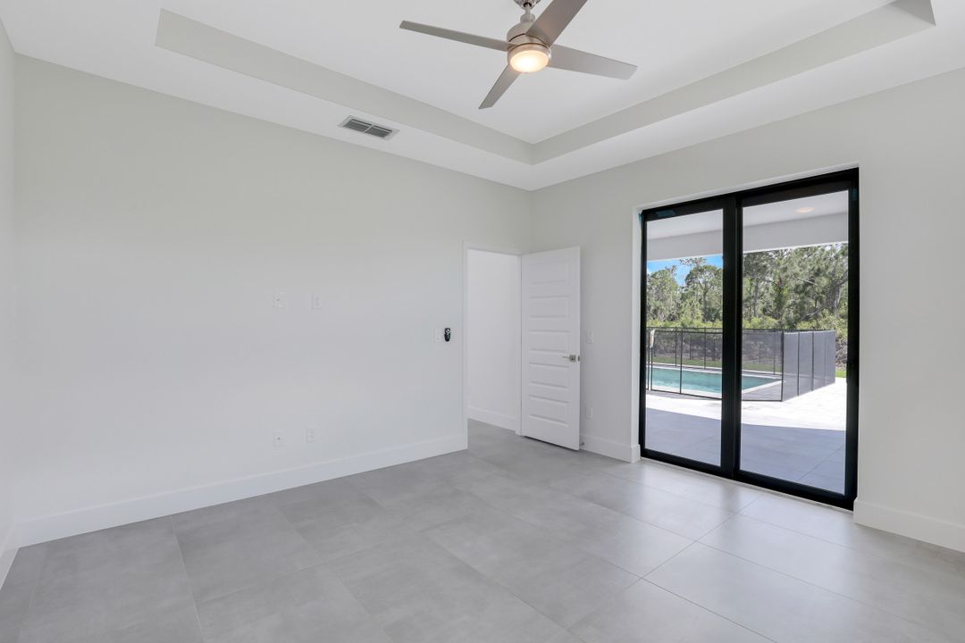 4312 18th Ave NE, Naples, FL 34120