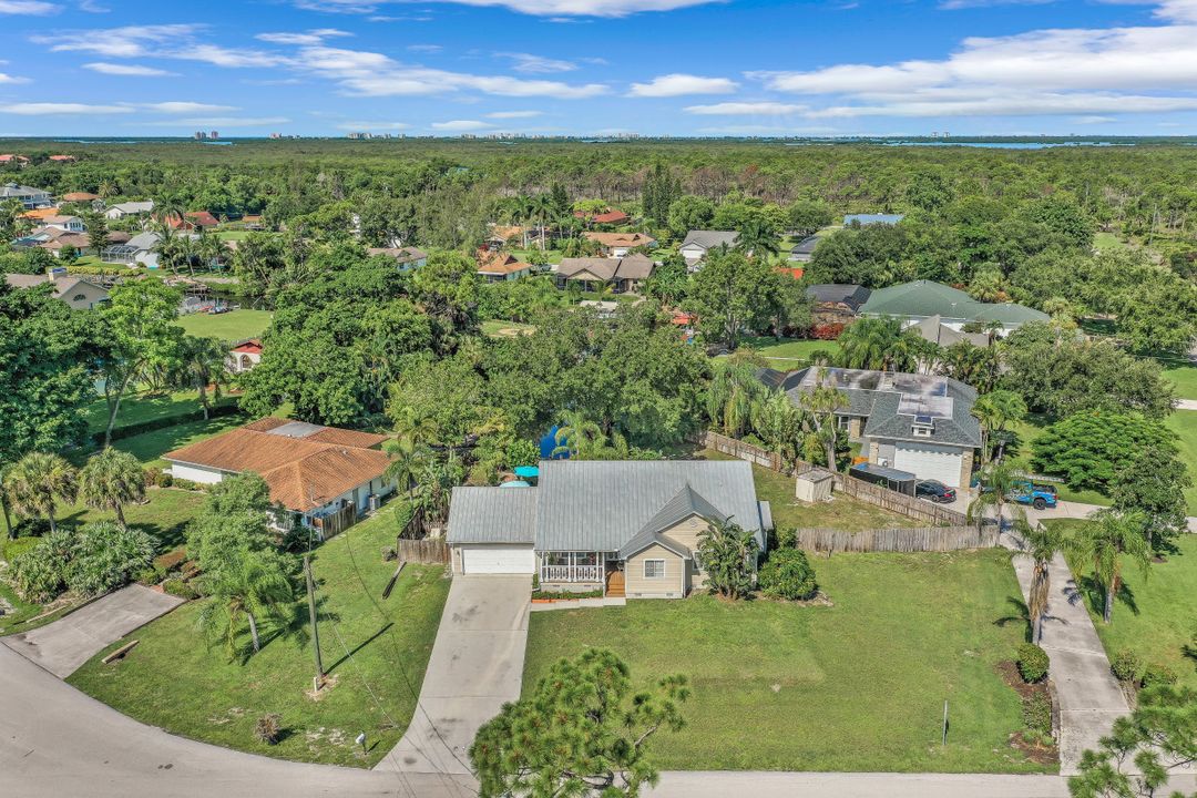 20520 Pine Tree Ln, Estero, FL 33928