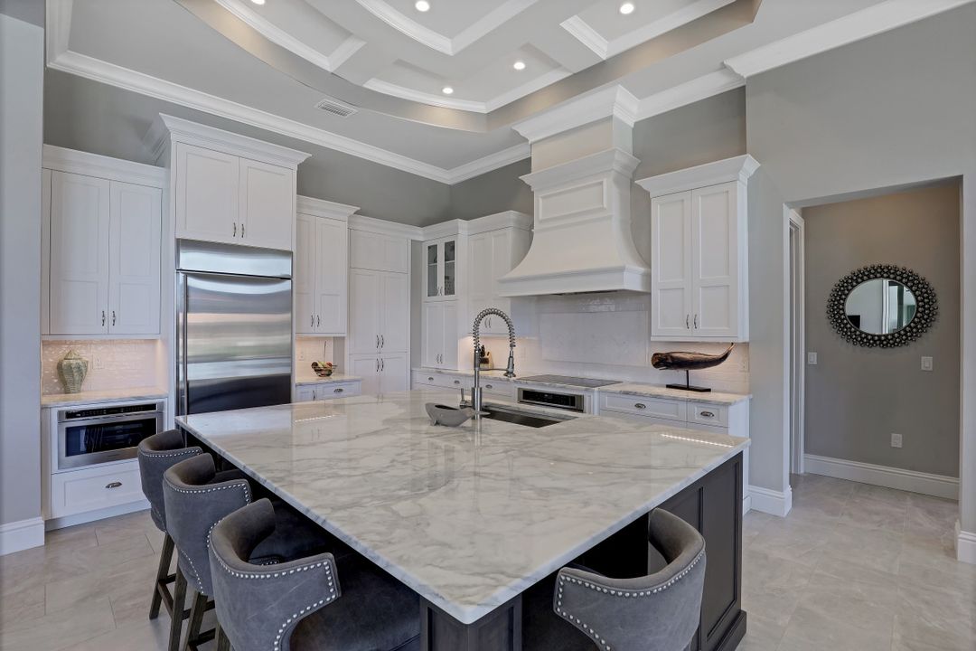 961 Snowberry Ct, Marco Island, FL 34145