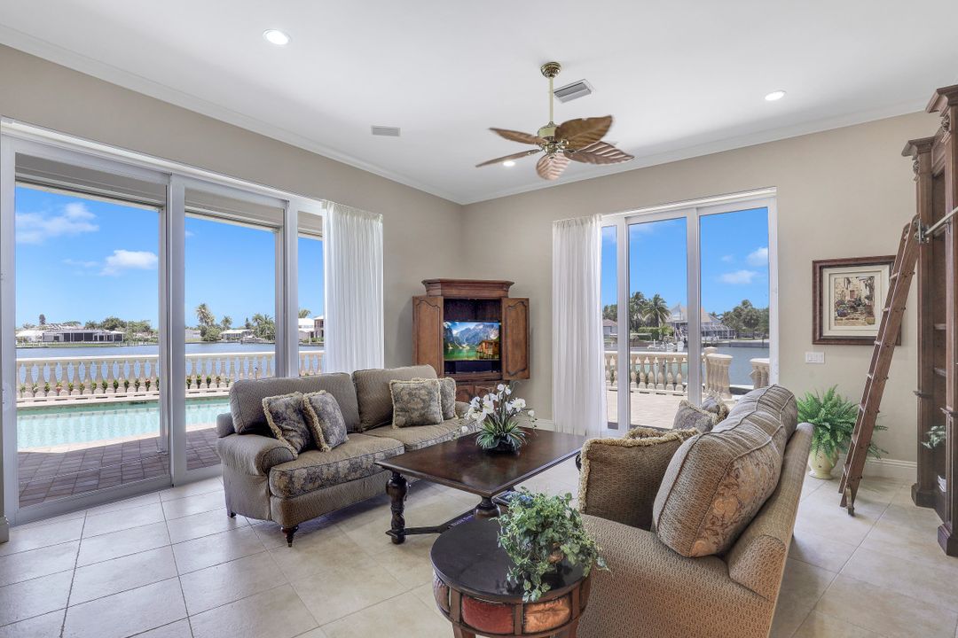 1404 Butterfield Ct, Marco Island, FL 34145