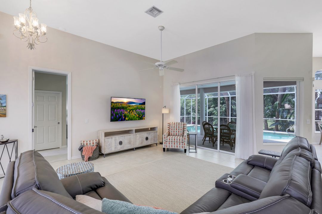 578 N Barfield Dr, Marco Island, FL 34145