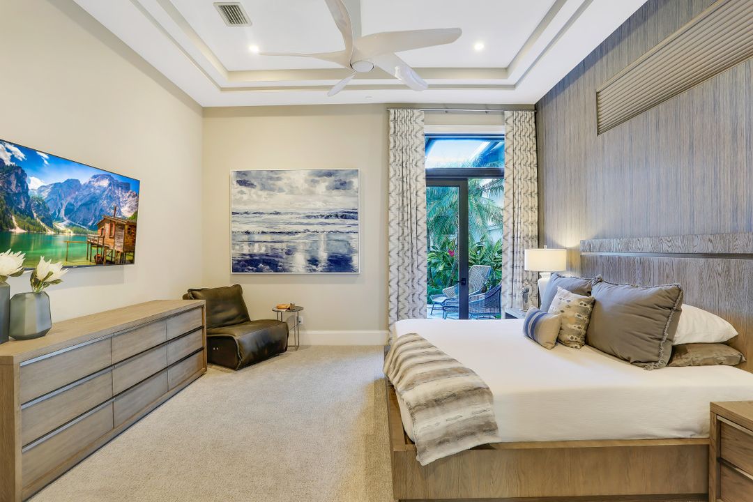 16428 Talis Park Dr, Naples, FL 34110